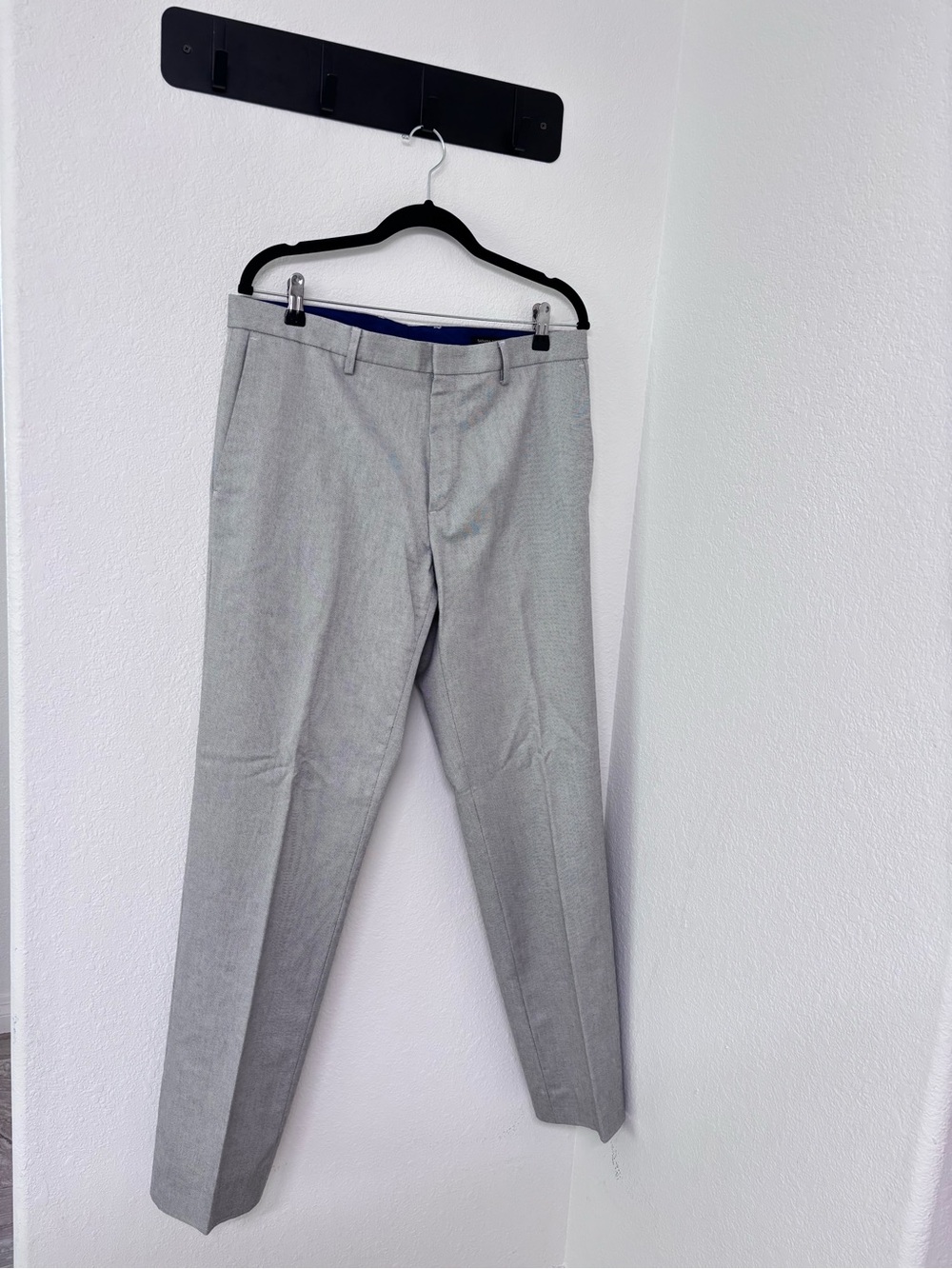 Banana Republic Non Iron Modern Slim Fit - Light Gray Men's Dress Pants